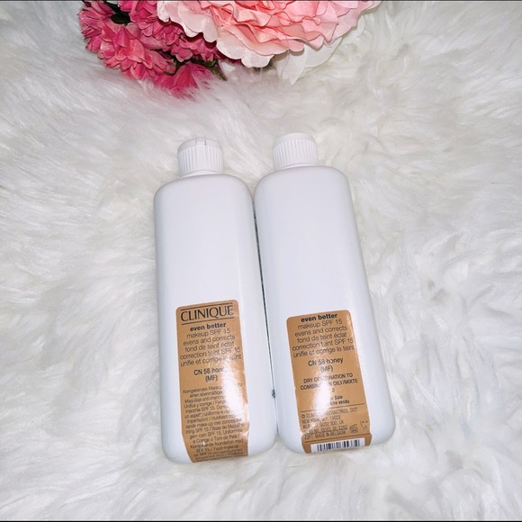 • Clinique Even Better™ Makeup Broad Spectrum SPF 15 Foundation CN 58 Honey - Picture 1 of 3